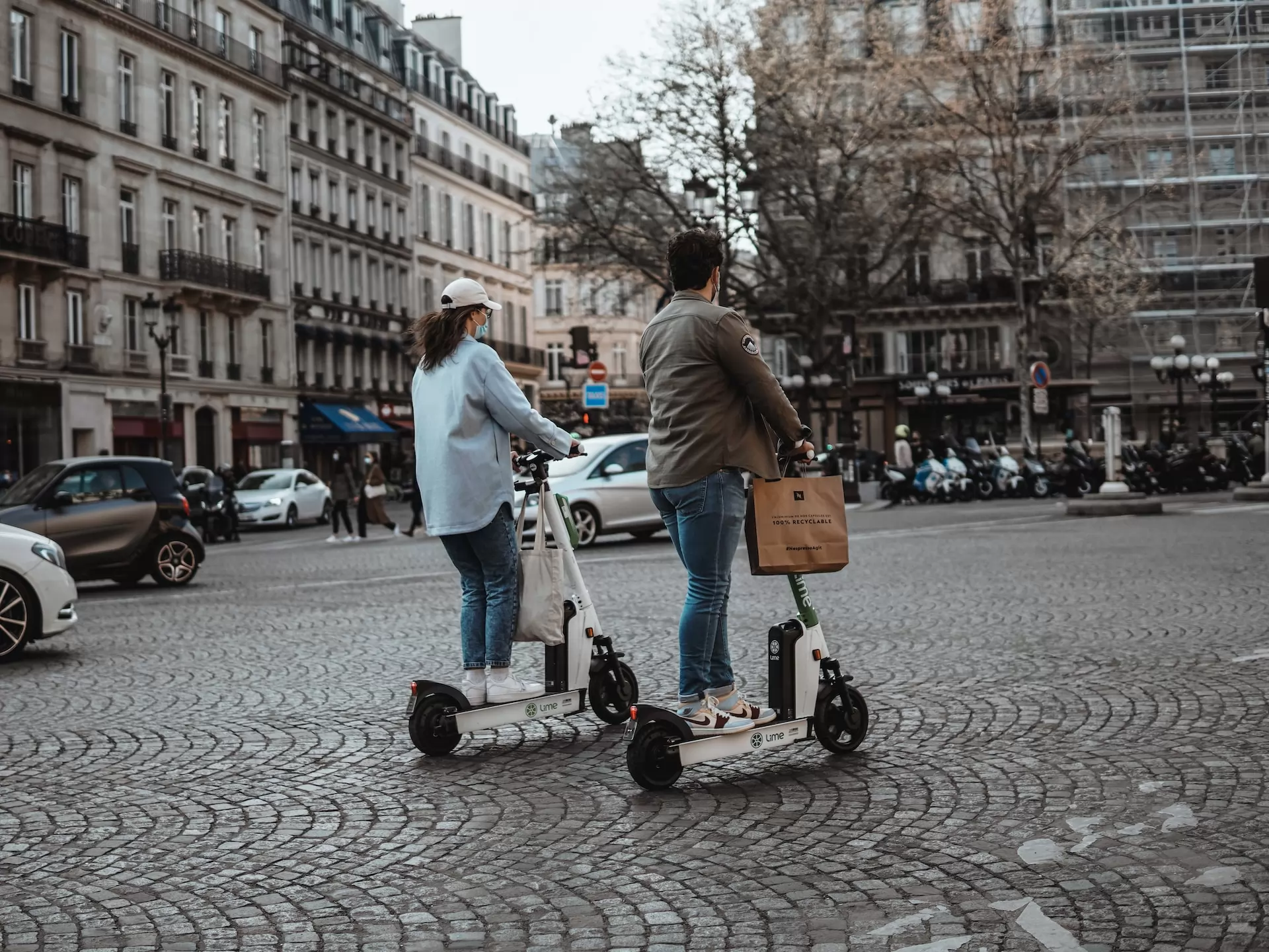 Electric Scooter Adults, Up to 28 Miles Range & 18.8 MPH, 10 Air